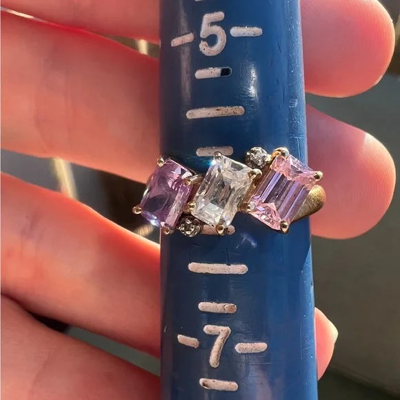 10k Gold ring with pink spinels and diamonds - Picture 3 of 16